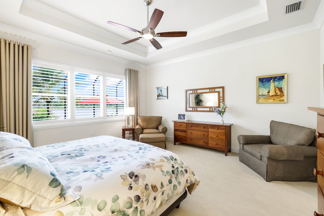 12078 Mimosa St, Naples, FL 34120