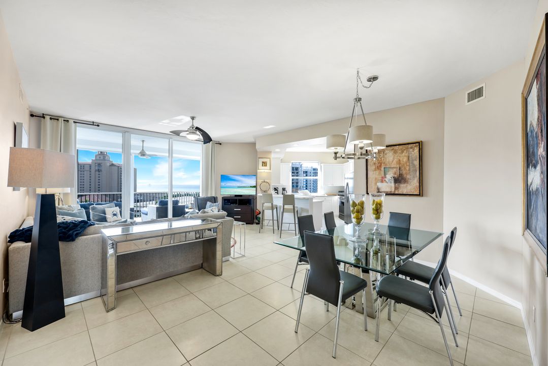 400 Flagship Dr #902, Naples, FL 34108