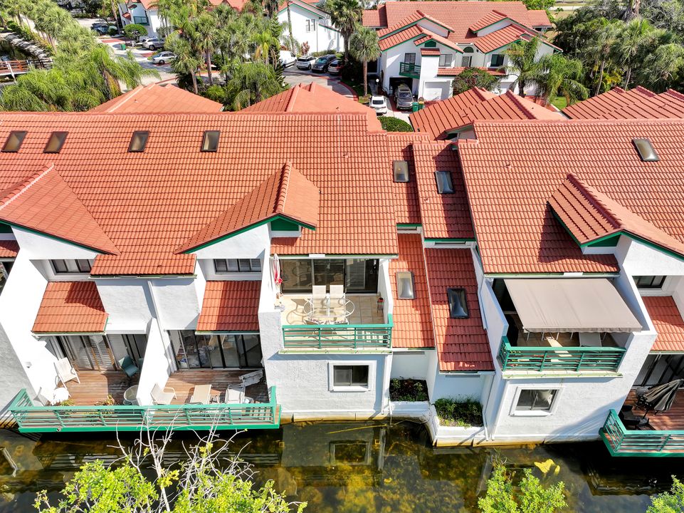 2294 Anchorage Ln #C, Naples, FL 34104