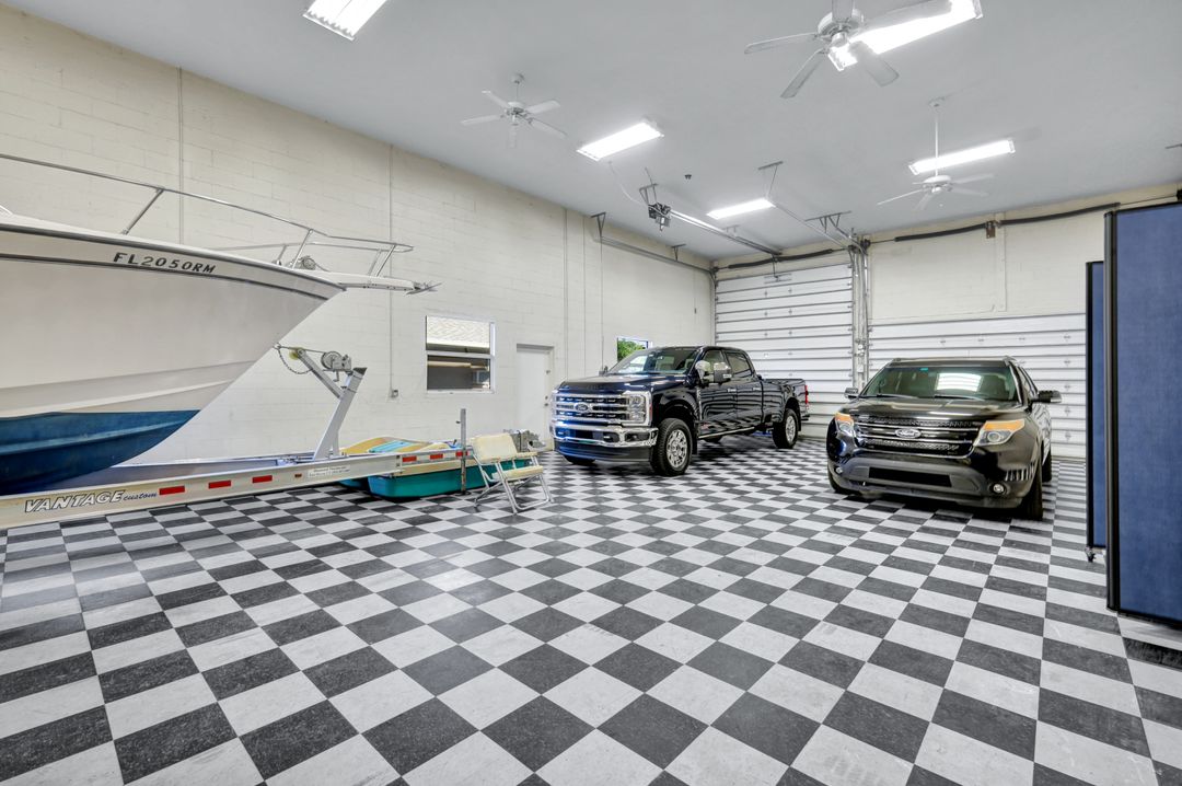 907 SW 51st Terrace, Cape Coral, FL 33914