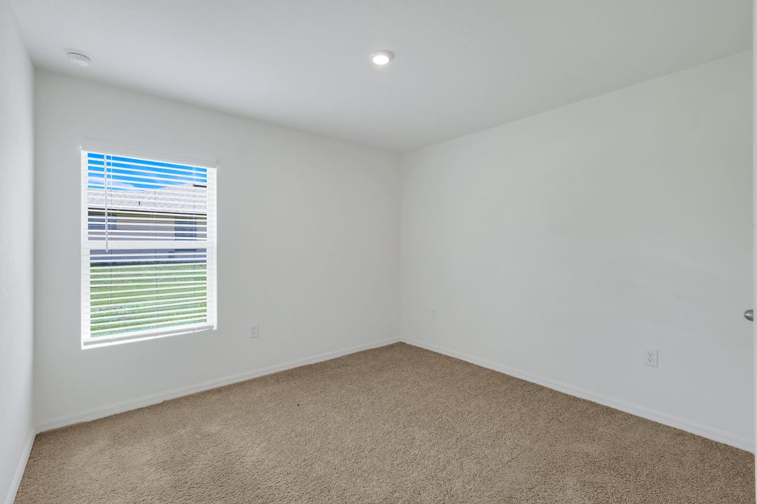 2210 SW 4th St, Cape Coral, FL 33991