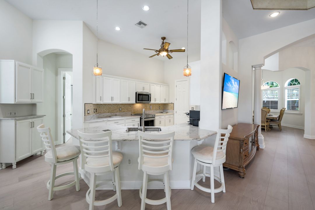9684 Cobalt Cove Cir, Naples, FL 34120