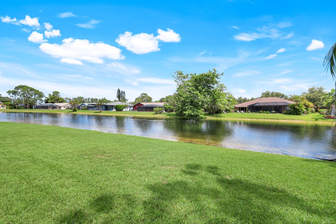 9371 Windlake Dr, Fort Myers, FL 33967