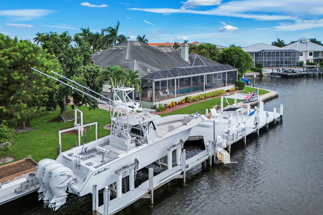 60 Covewood Ct, Marco Island, FL 34145