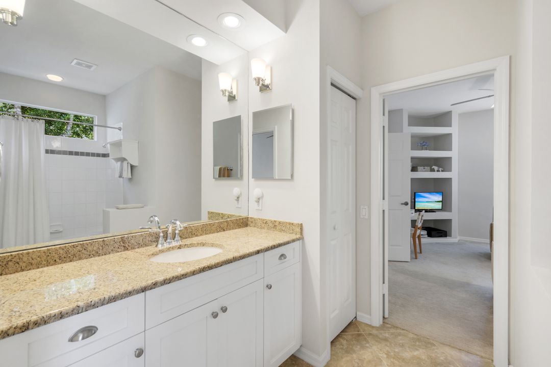 1932 Springberry Cir, Naples, FL 34109