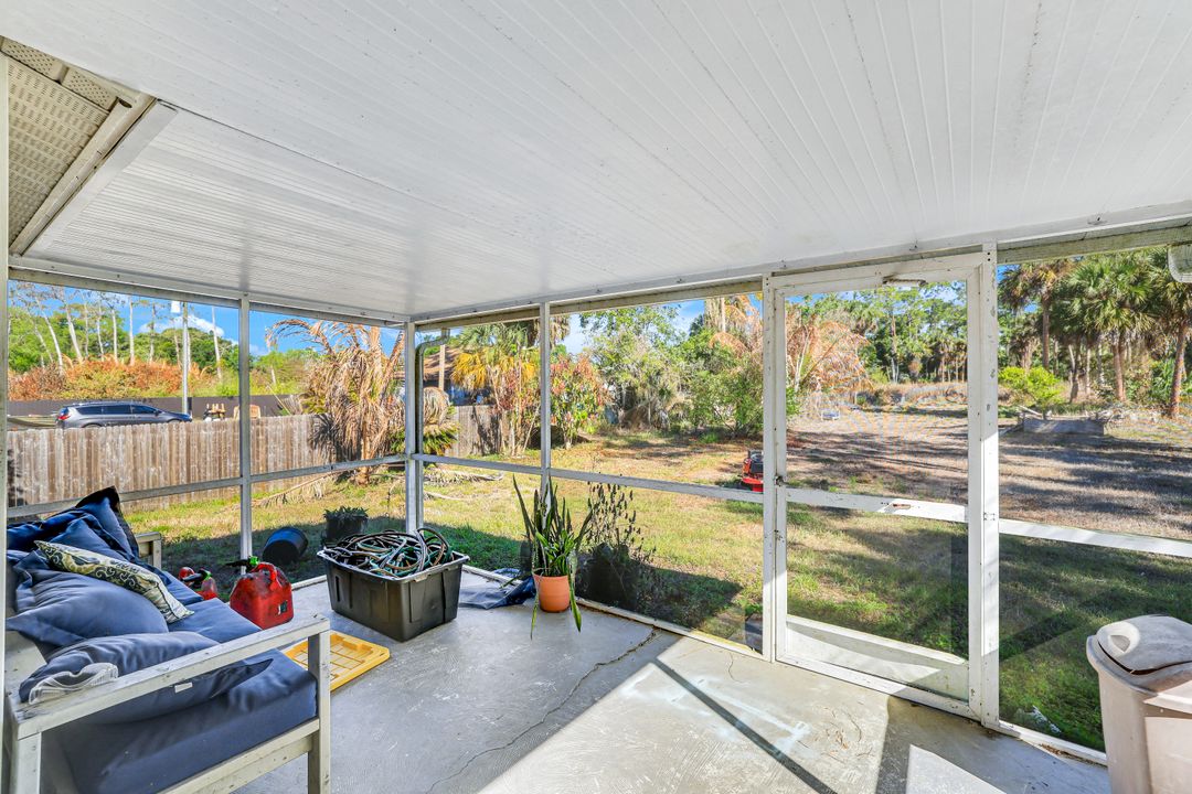 343 Golden Gate Blvd E, Naples, FL 34120