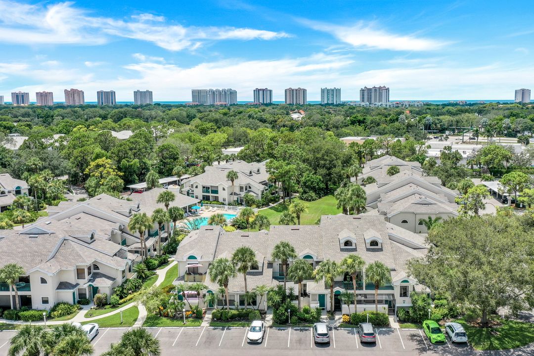 66 Emerald Woods Dr #H7, Naples, FL 34108