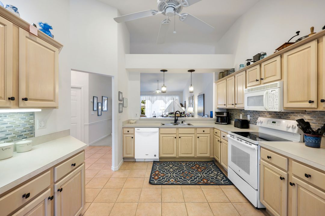 6956 Lone Oak Blvd, Naples, FL 34109