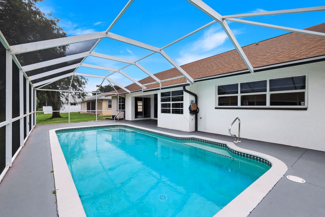 13651 Willow Bridge Dr, North Fort Myers, FL 33903