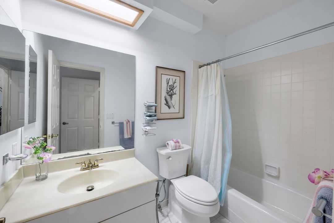 828 Hideaway Cir E #423, Marco Island, FL 34145