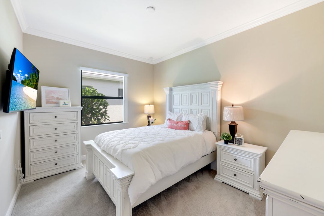 8360 Preserve Point Dr, Fort Myers, FL 33912