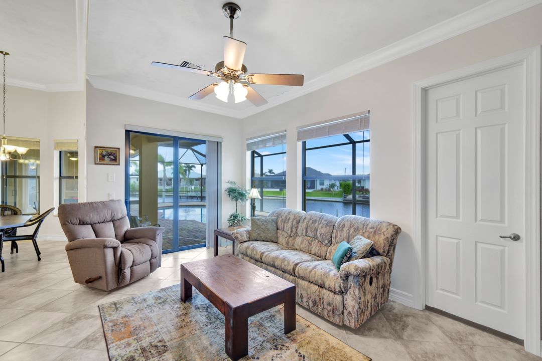 2801 SW 33rd St, Cape Coral, FL 33914