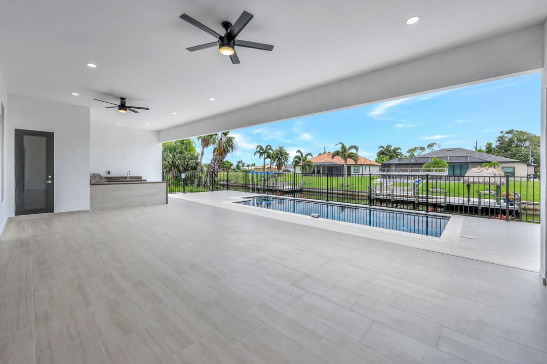 2596 Surfside Blvd, Cape Coral, FL 33914