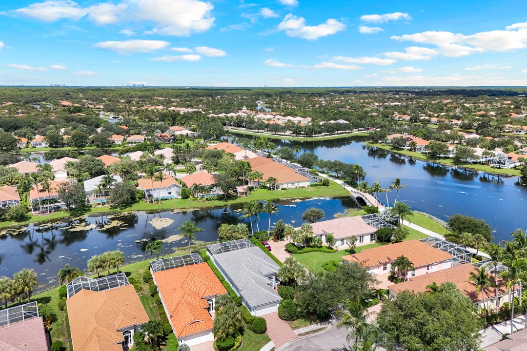 2984 Gilford Way, Naples, FL 34119