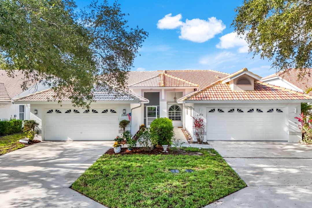 2266 Stacil Cir, Naples, FL 34109