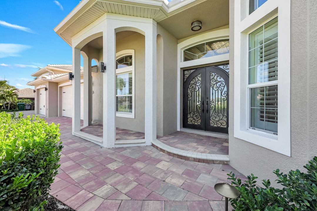 4025 SW 11th Ave, Cape Coral, FL 33914