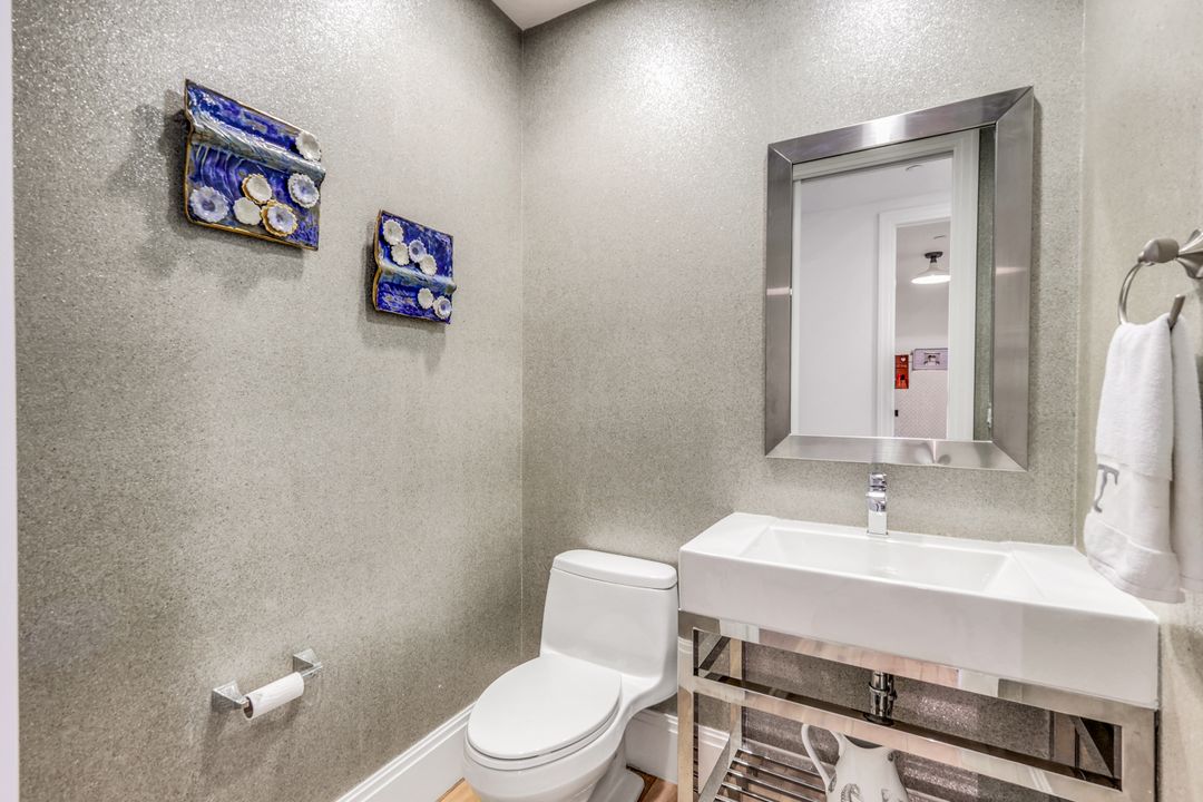 1035 3rd Ave S #310, Naples, FL 34102