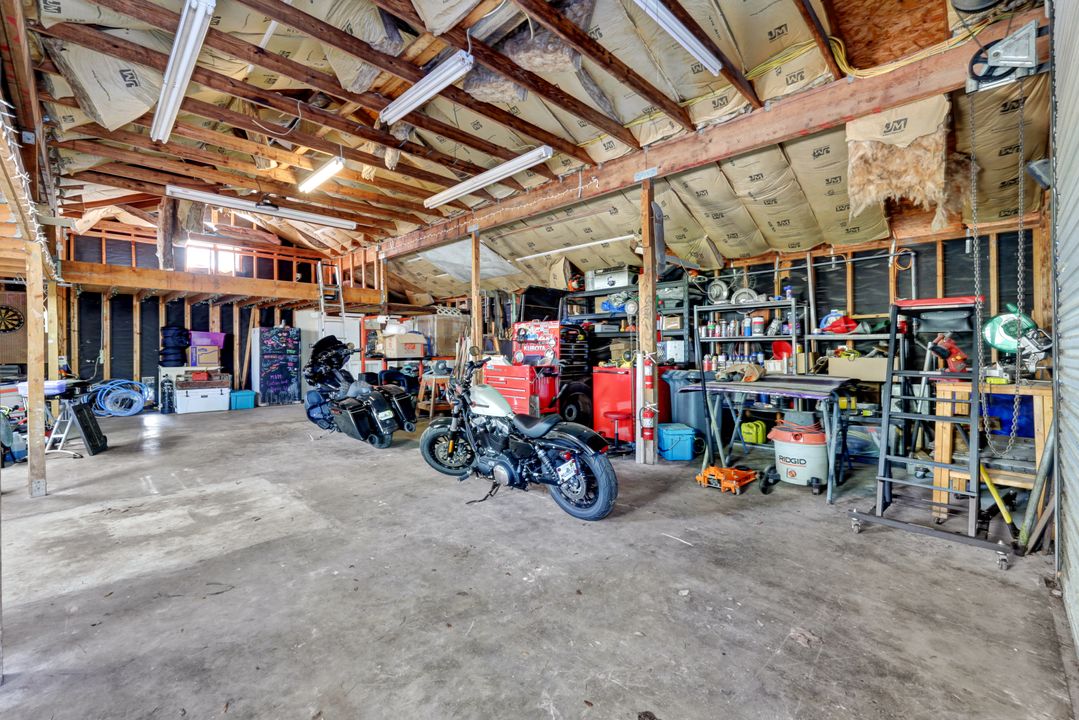 825 23rd St SW, Naples, FL 34117