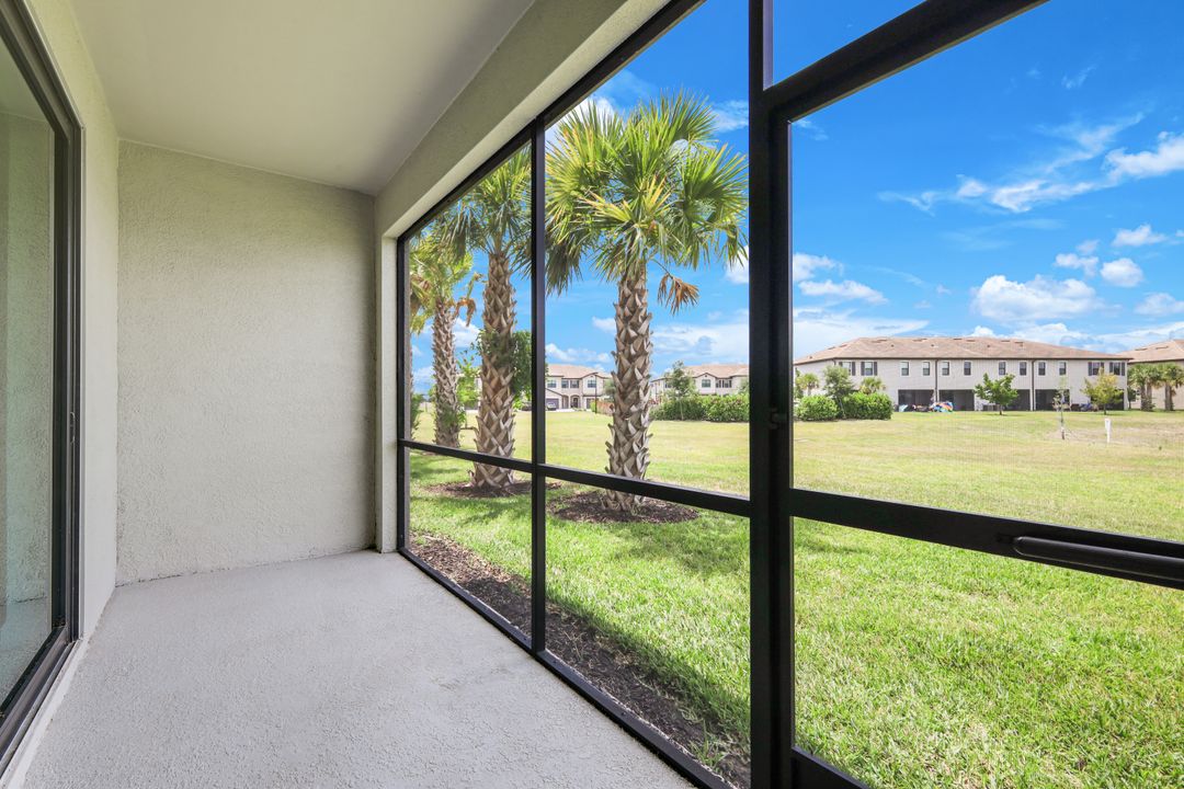 14159 Gardeners Wy, Fort Myers, FL 33913
