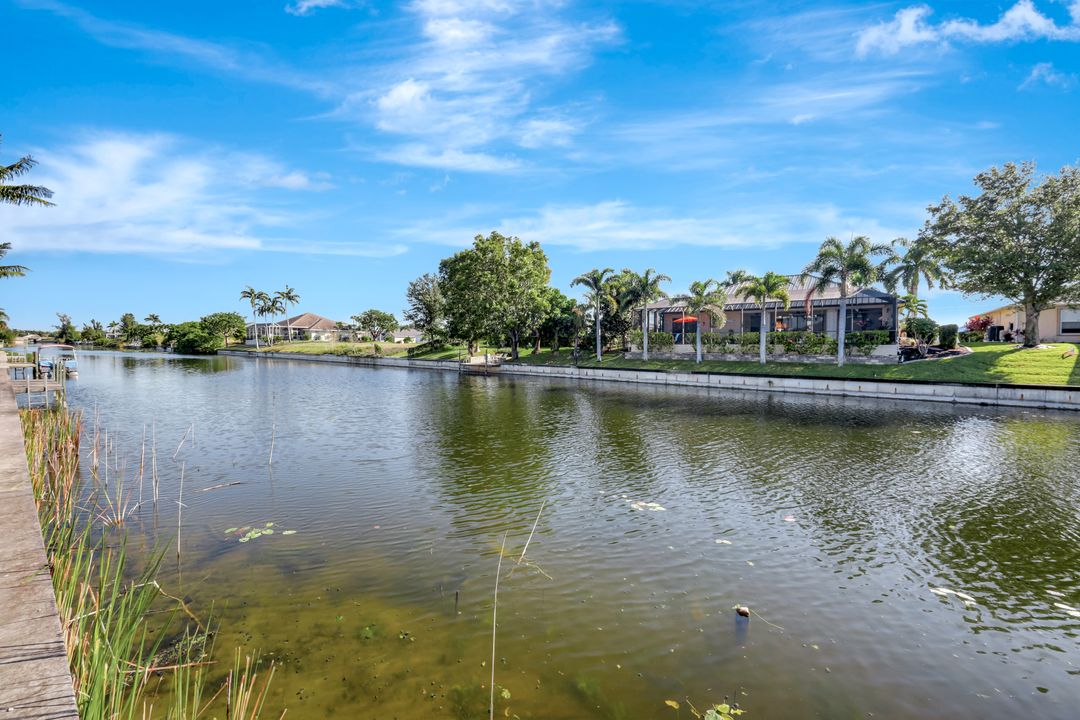 2721 SW 11th Ave, Cape Coral, FL 33914