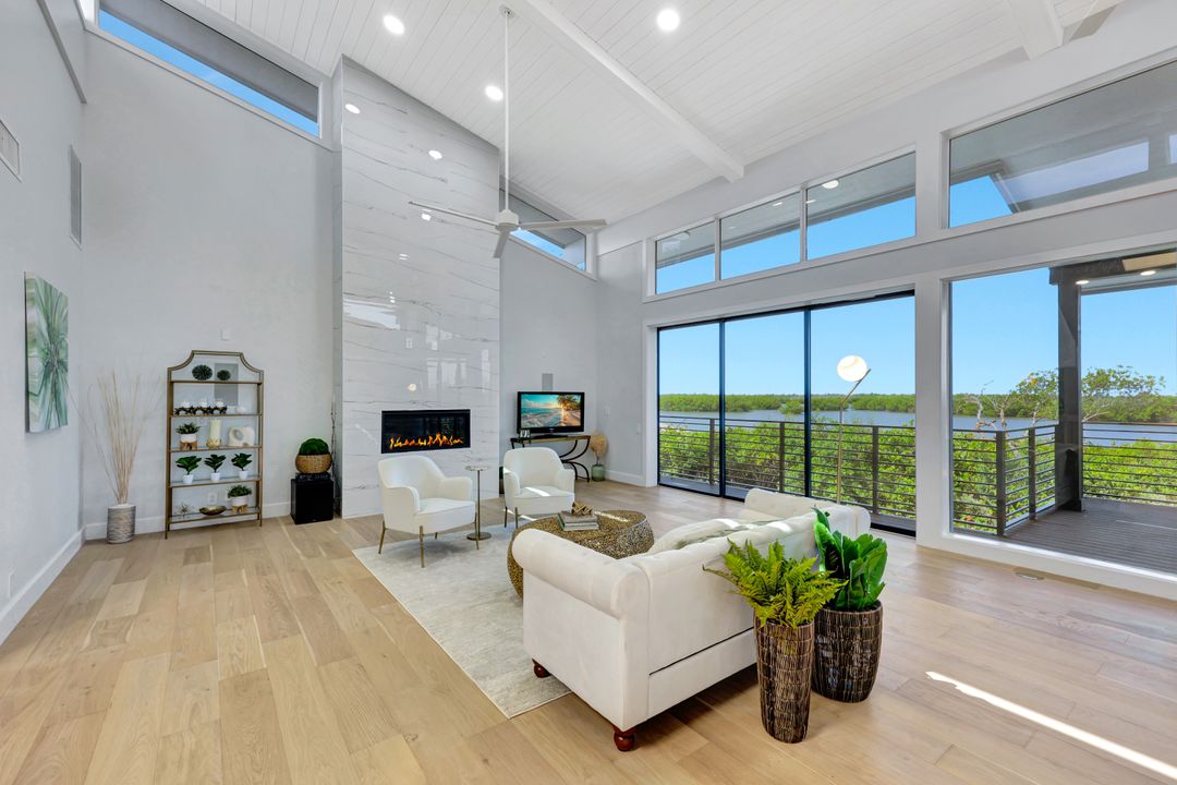 5435 Osprey Ct, Sanibel, FL 33957