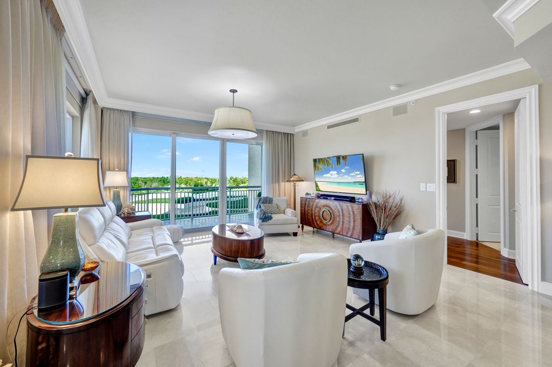 4951 Bonita Bay Blvd #401, Bonita Springs, FL 34134