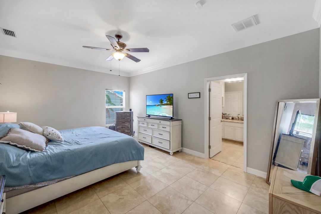1302 SW 20th St, Cape Coral, FL 33991
