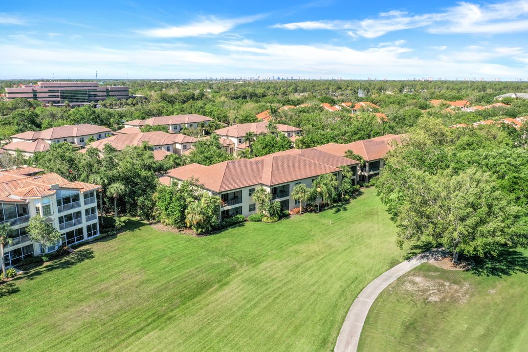 6120 Montelena Cir #2201, Naples, FL 34119