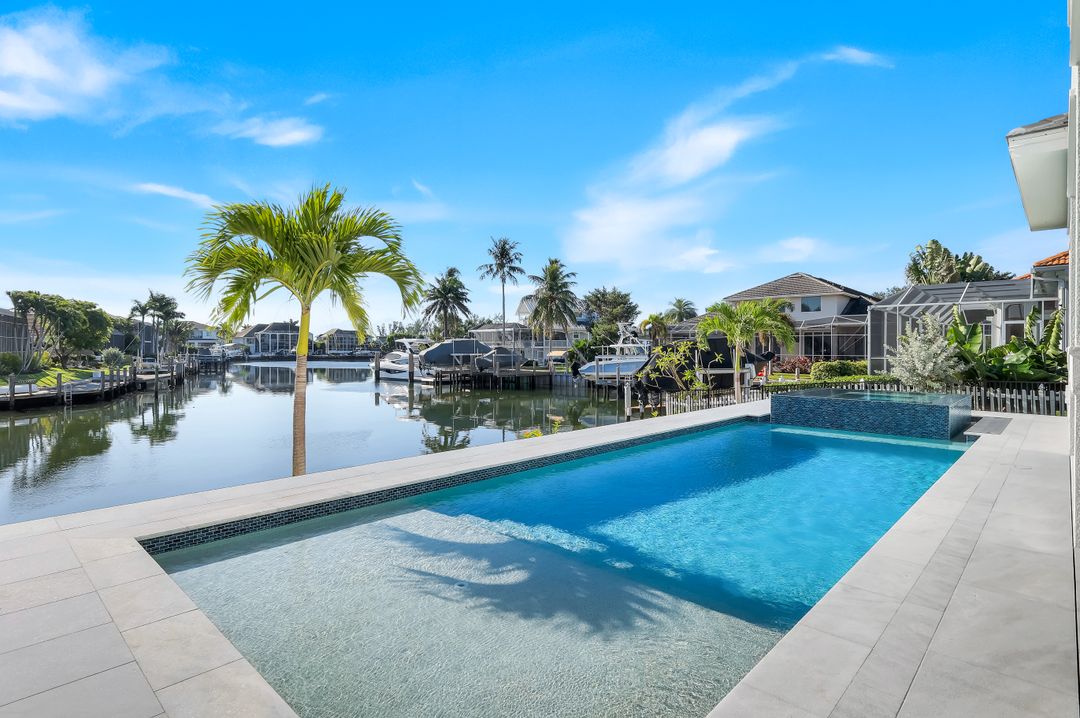 713 Nautilus Ct, Marco Island, FL 34145