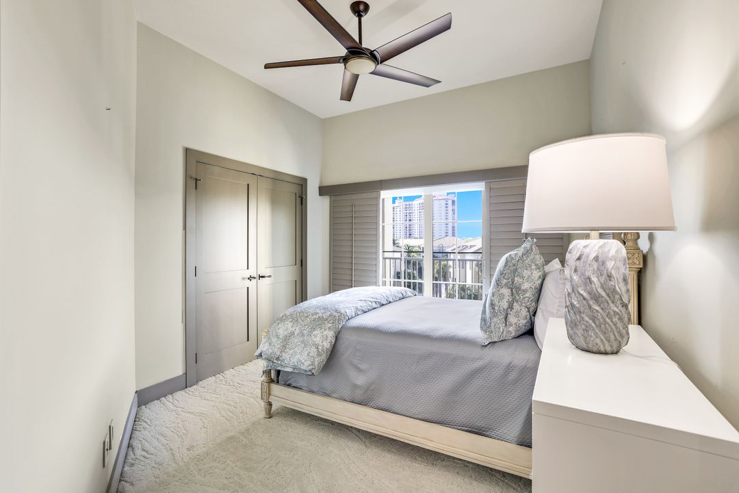 7655 Pebble Creek Cir #404, Naples, FL 34108