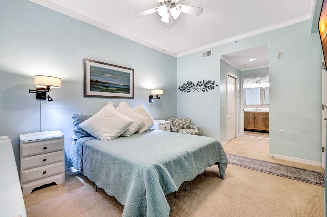 16605 Lake Cir Dr #322, Fort Myers, FL 33908