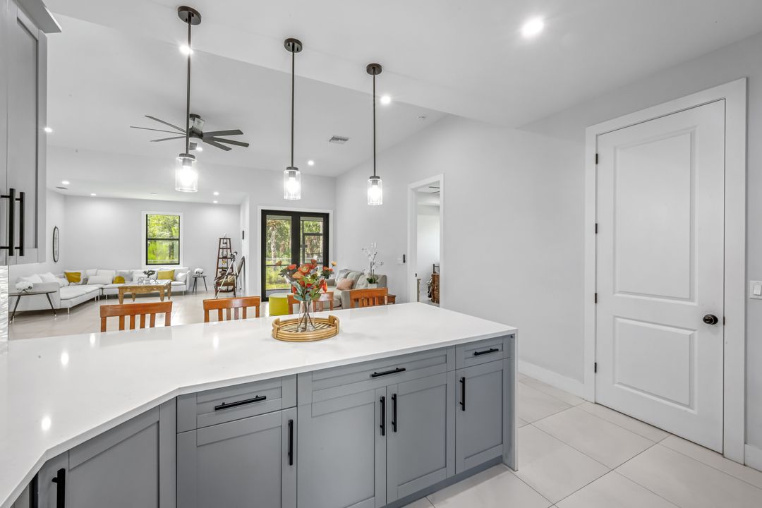 2682 4th Ave SE, Naples, FL 34117