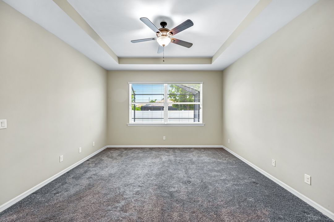 2971 Sunset Pointe Cir, Cape Coral, FL 33914