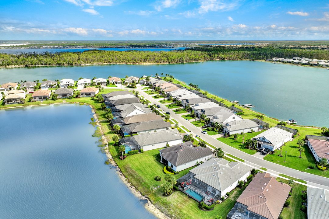 19184 Aqua Shore Dr, Fort Myers, FL 33913