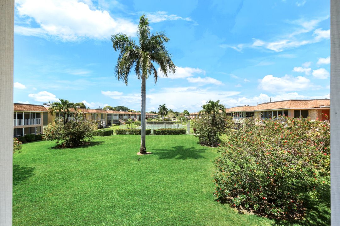 1400 Pompei Ln #42, Naples, FL 34103