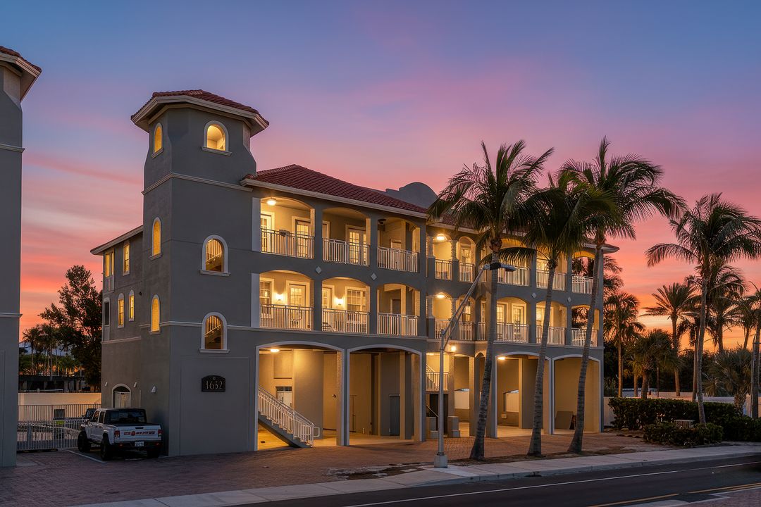 4633 Estero Blvd #201, Fort Myers Beach, FL 33931