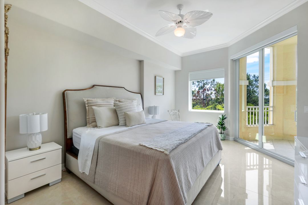 2728 Tiburon Blvd E #403, Naples, FL 34109