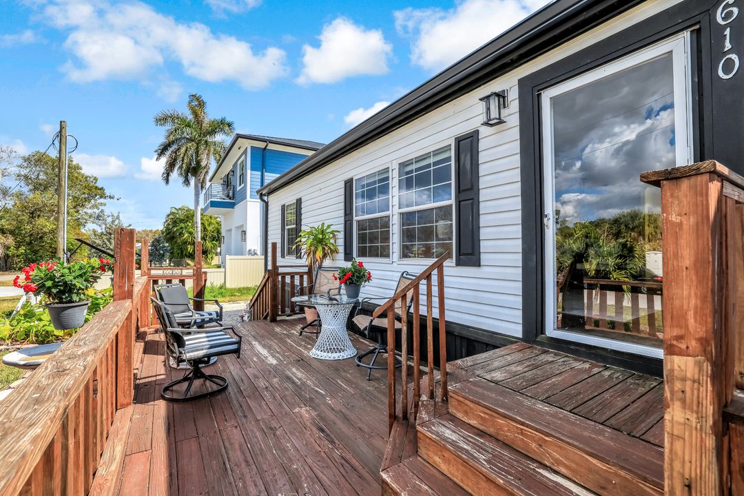 610 Sunset Dr, Marco Island, FL 34145