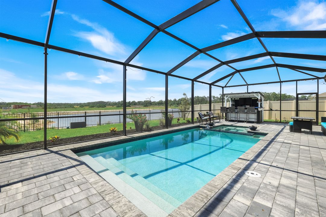 18821 Shimmer Dawn Ct, NO FORT MYERS, FL 33917