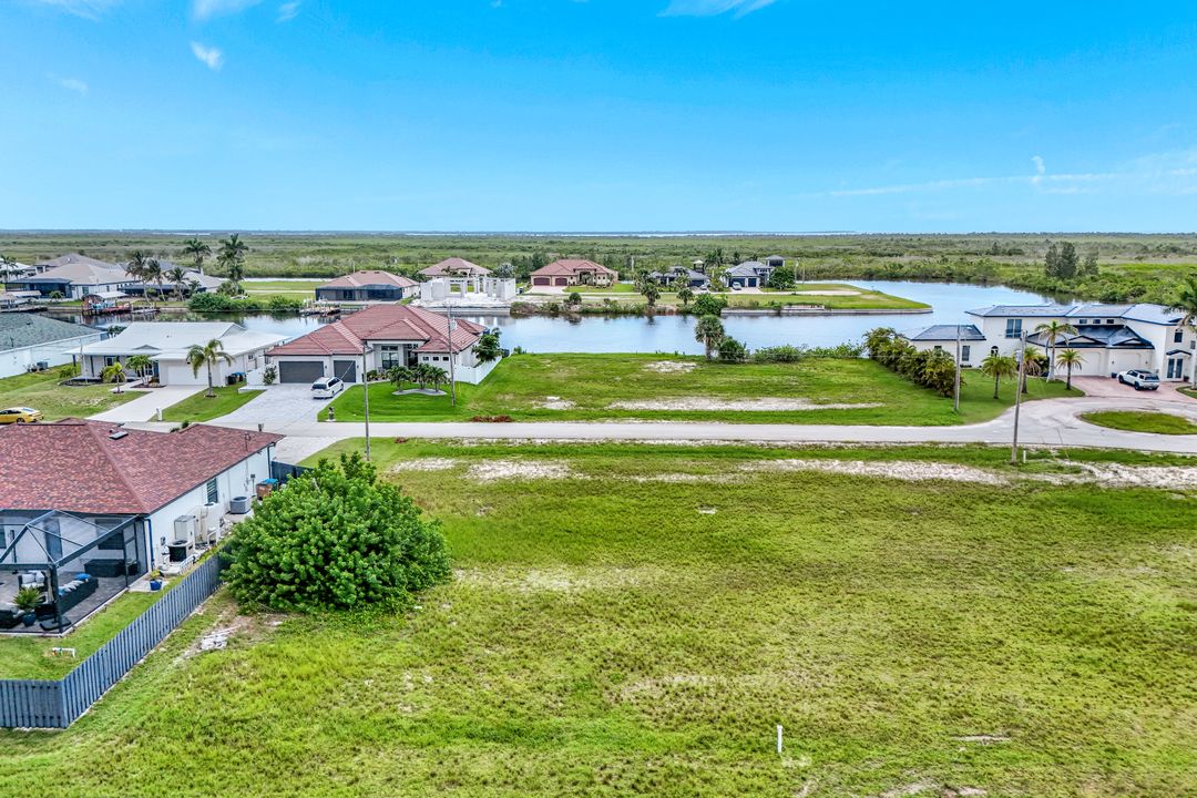 1721 NW 43rd Ave, Cape Coral, FL 33993