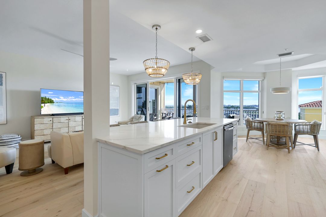 6021 Silver King Blvd #203, Cape Coral, FL 33914