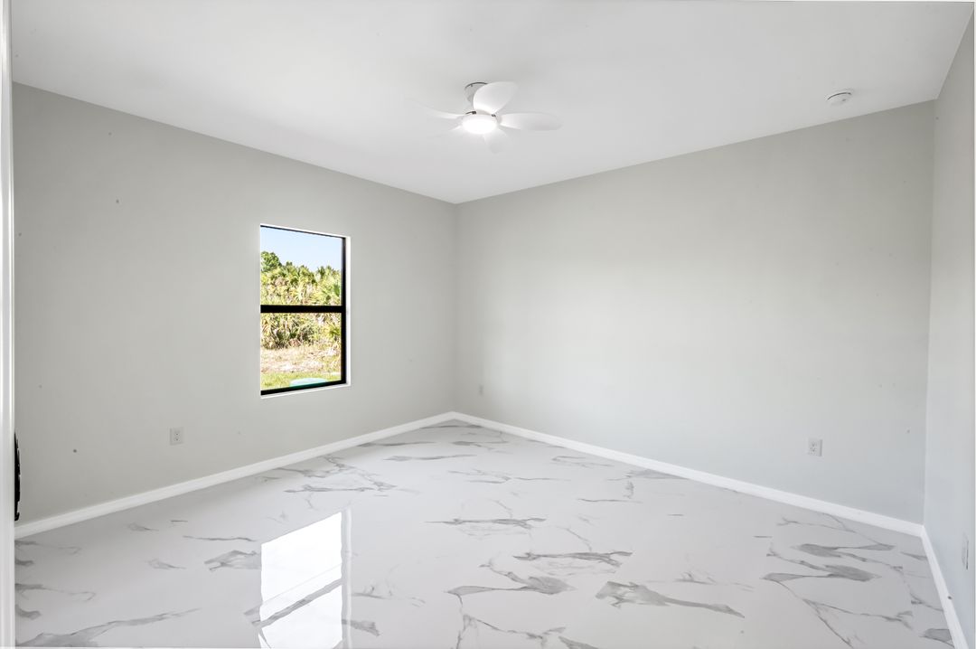 1235 Hillcrest St E, Lehigh Acres, FL 33974