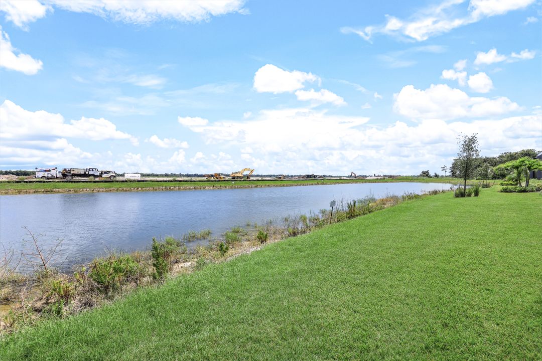 15572 Montello Ln, Naples, FL 34114