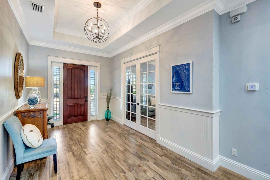 5288 Sand Dollar Ln, Naples, FL 34103