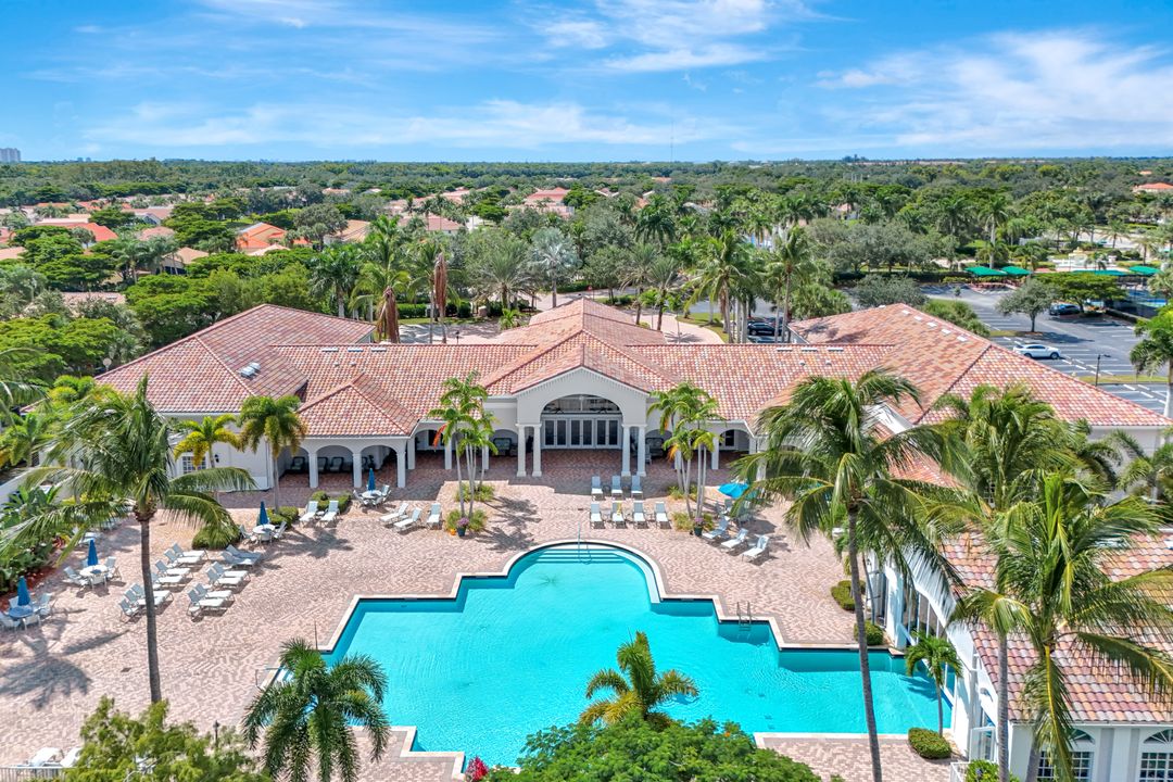 20001 Serene Meadow Ln, Estero, FL 33928