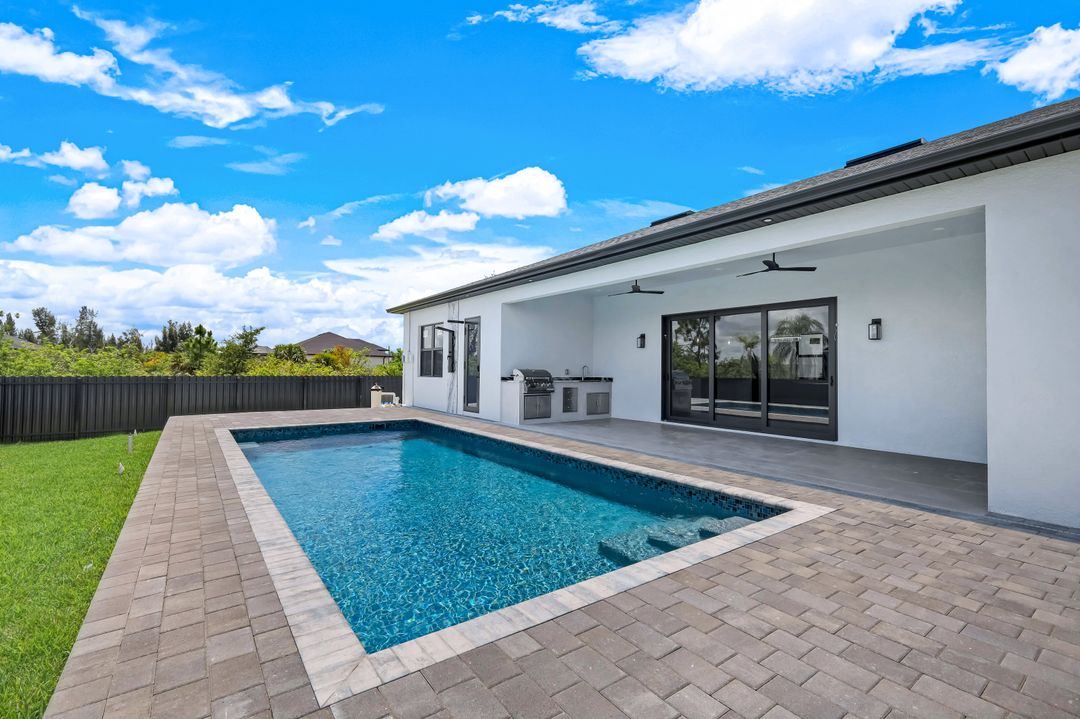 15301 Acorn Cir, Port Charlotte, FL 33981