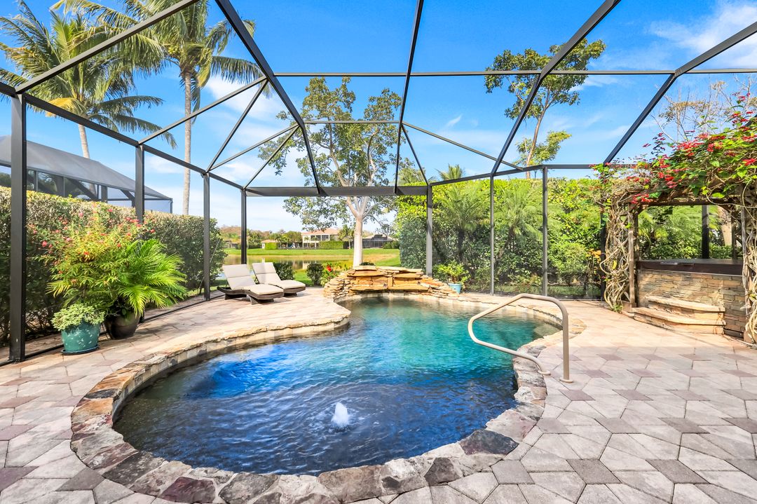 3917 Glacier Ct, Naples, FL 34119