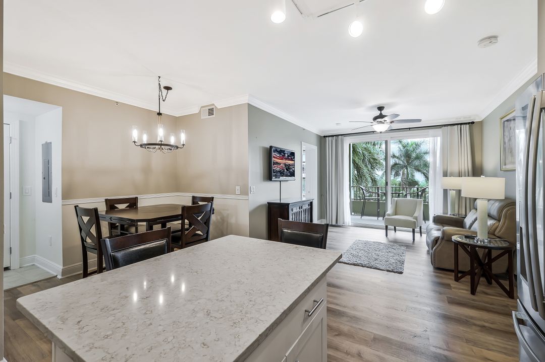 2825 Palm Beach Blvd #316, Fort Myers, FL 33916