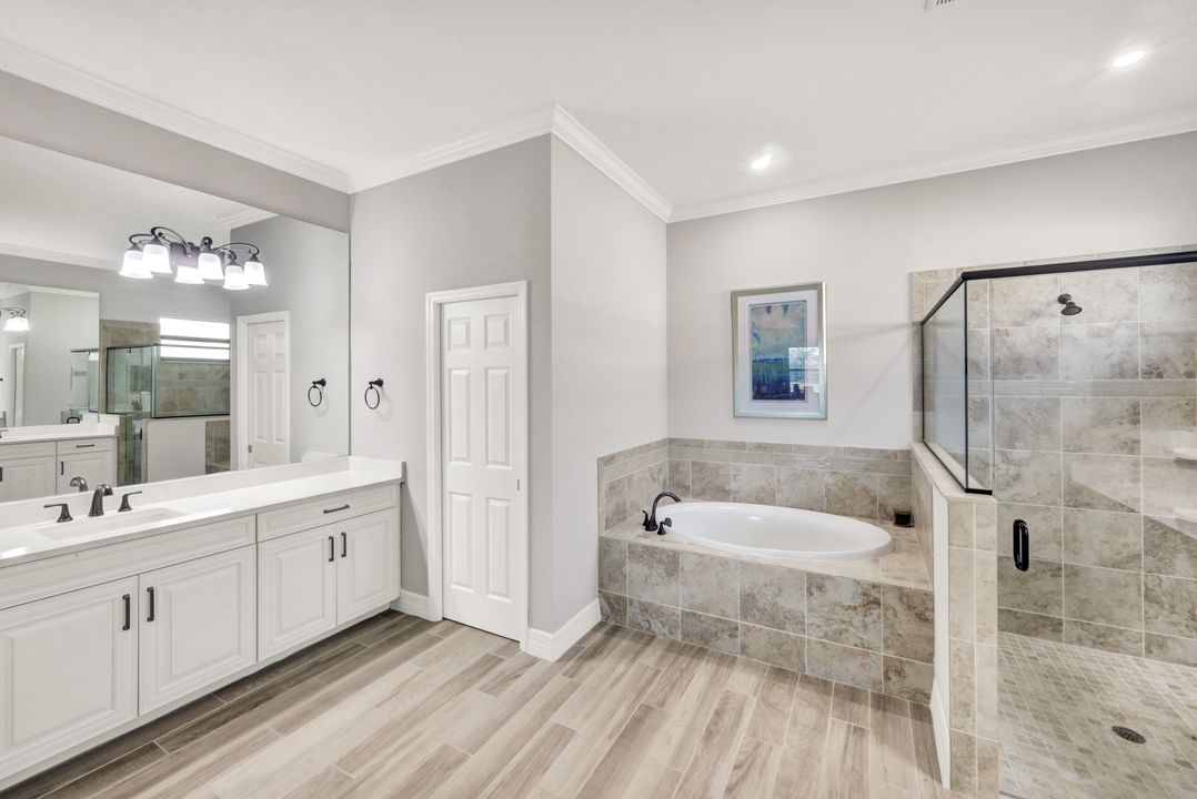 28007 Kerry Ct, Bonita Springs, FL 34135