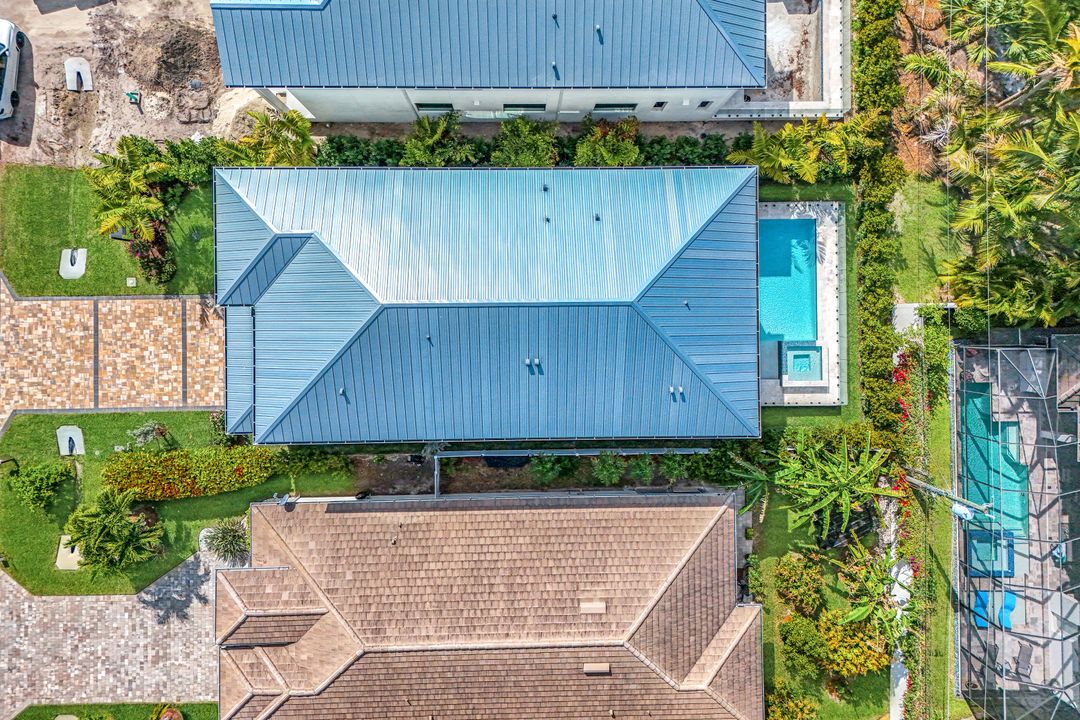 513 92nd Ave N, Naples, FL 34108